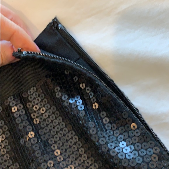 Banana Republic Heritage Black Sequined Skirt. - Picture 4 of 5
